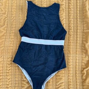 Acacia x Olympia France One Piece
